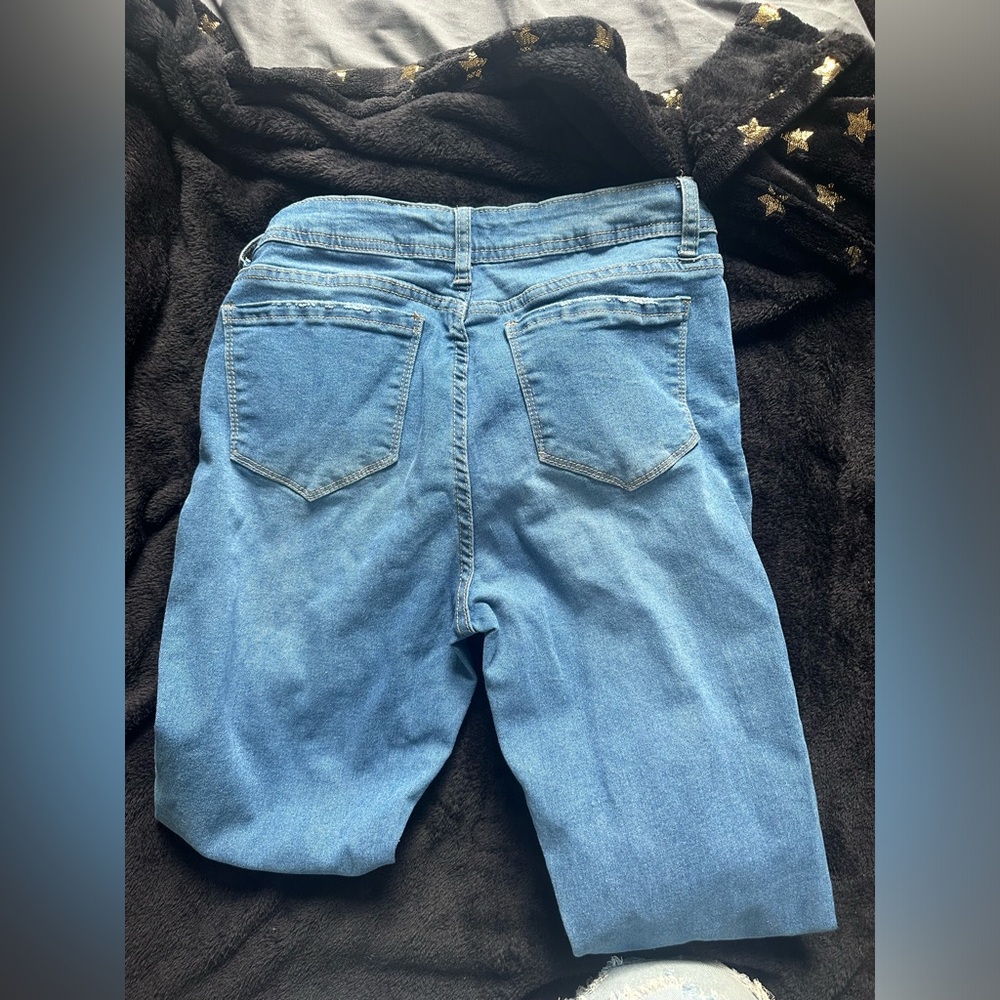 Jeans - Picture 3 of 3